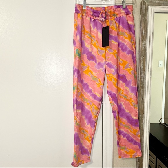 NWT KENDALL + KYLIE Tie Dye Relaxed Crop Joggers - Picture 7 of 9